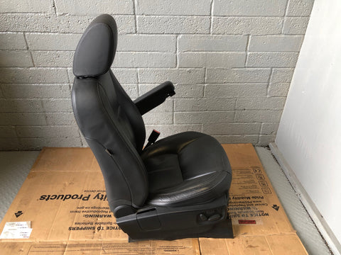 Discovery 4 HSE Seats Leather in Black Land Rover 2014 to 2016 Facelift K19085