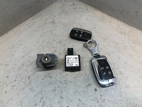 Discovery Sport Key Remotes and Blade with Door Lock L550 Land Rover L28046