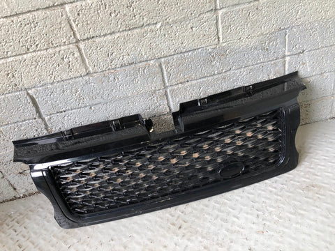 Range Rover Sport Front Grille Pre Facelift Black Later Style L320 2005 to 2009