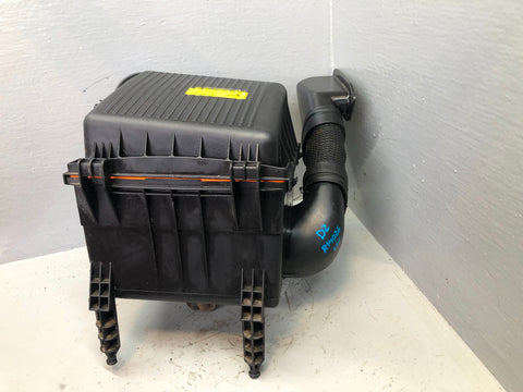Discovery 2 Air Box Filter Housing 2.5 TD5 15p L318 Land Rover 2002 to 2004