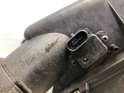 Discovery 2 Air Box Filter Housing 2.5 TD5 15p L318 Land Rover 2002 to 2004