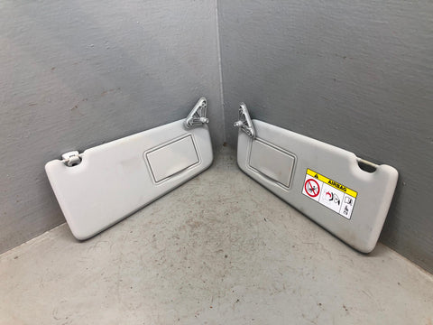 Discovery Sport Sun Visors Illuminated Pair Of in Cirrus L550 Land Rover L28046