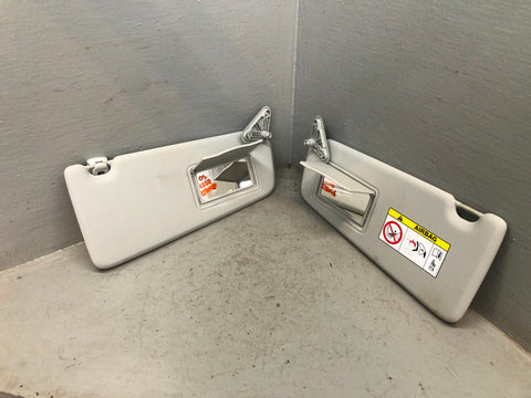Discovery Sport Sun Visors Illuminated Pair Of in Cirrus L550 Land Rover L28046