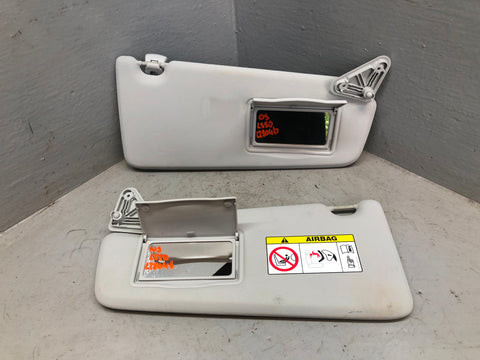 Discovery Sport Sun Visors Illuminated Pair Of in Cirrus L550 Land Rover L28046