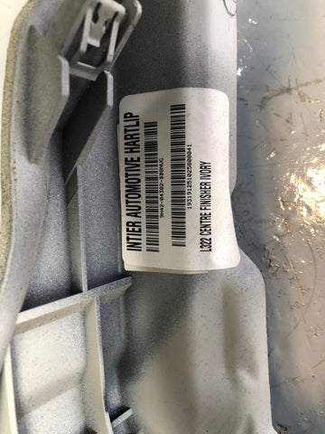 Range Rover L322 Centre Console Air Vent Trim in Ivory 2009 to 2012