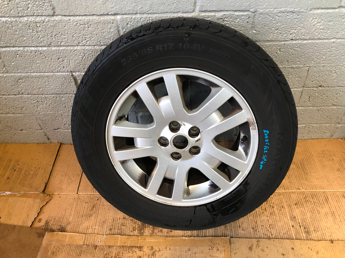 Freelander 2 Alloy Wheel and Tyre 17" Land Rover 235/65R17 2006 to 2014 R09125SP