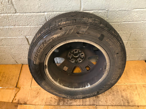 Freelander 2 Alloy Wheel and Tyre 17" Land Rover 235/65R17 2006 to 2014 R09125SP