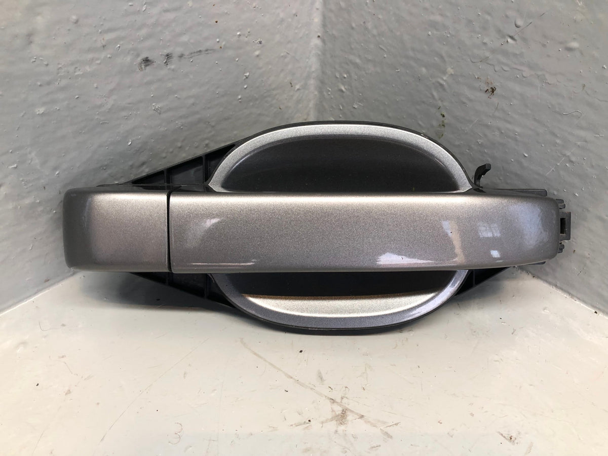 Range Rover L322 Door Handle in Stornoway Grey Off Side Rear 2006 to 2013
