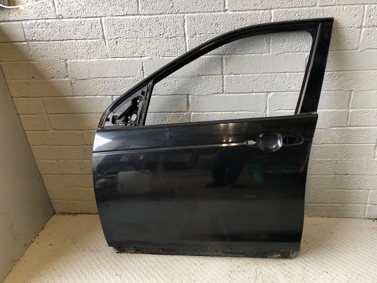 Discovery Sport Door Near Side Front Santorini Black L550 Land Rover L26095