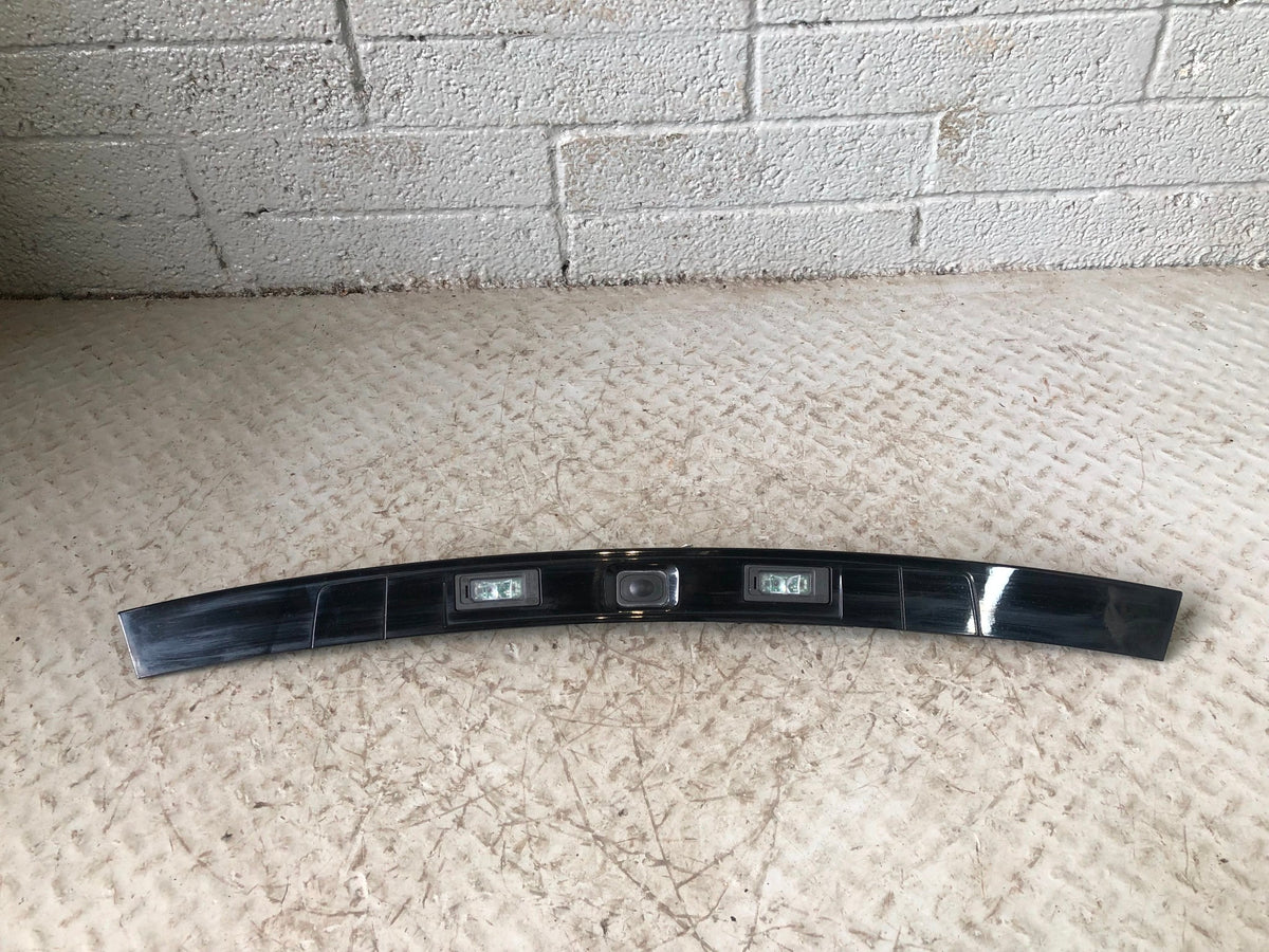 Discovery Sport Tailgate Trim Panel Handle with Switch L550 Land Rover L28046