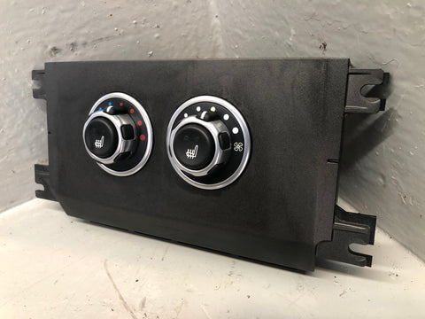 Range Rover L322 Rear Centre Console Heater Control Switch P7H42-18C612-JB