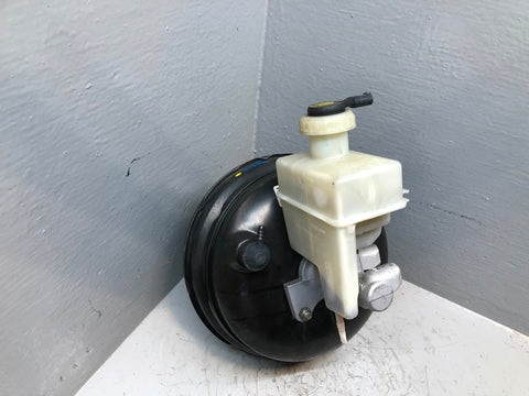 Range Rover L322 Servo Brake Master Cylinder SJB500013 4.2 S/C 3.6 TDV8