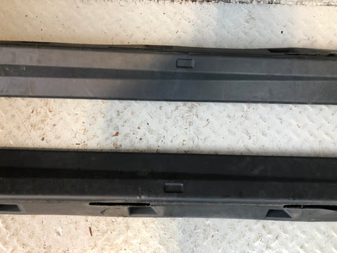 Freelander 2 Sill Cover Trims Pair Land Rover 2006 to 2011 Black Plastic R09125