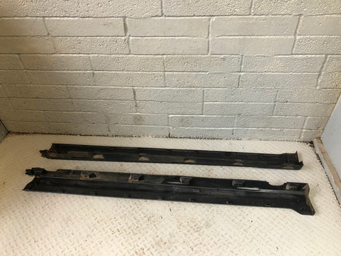 Freelander 2 Sill Cover Trims Pair Land Rover 2006 to 2011 Black Plastic R09125