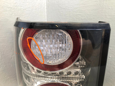 Range Rover L322 Tail Near Side Rear Light LED Grey Insert Facelift L24026