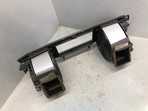 Jaguar XF Dashboard Air Vents Centre 8X23-19K617-BJ / AJ X250 2007 to 2012