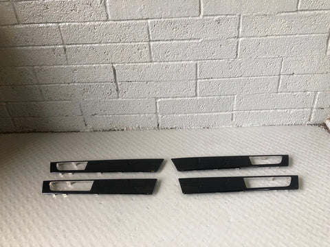 Discovery 4 Trim Kit Interior Doors 4 x Gloss Black L319 Land Rover D28046