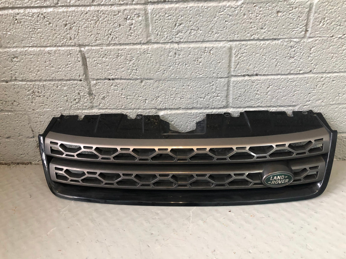 Discovery Sport Grille Front in Black Grey L550 Land Rover 2014 to 2019 L28046