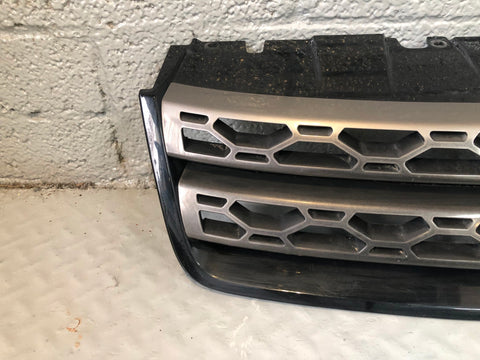 Discovery Sport Grille Front in Black Grey L550 Land Rover 2014 to 2019 L28046