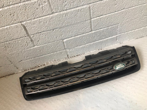 Discovery Sport Grille Front in Black Grey L550 Land Rover 2014 to 2019 L28046