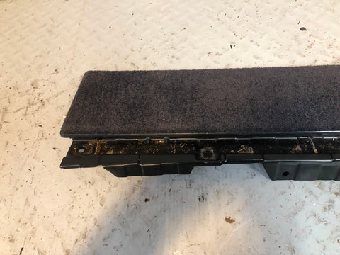 Range Rover L322 Threshold Cover Boot Trim Tailgate in Blue 2002 to 2010