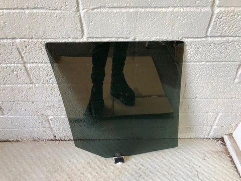 Discovery 4 Glass Rear Door Window Near Side Land Rover 2009 to 2016 K30095