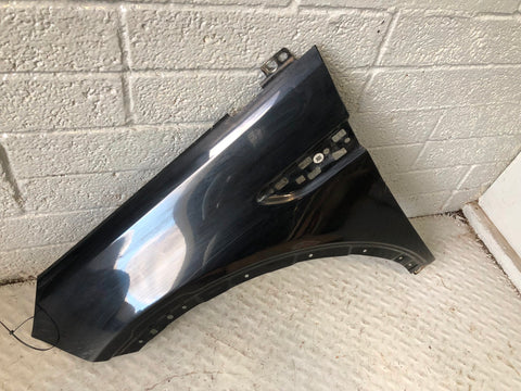 Discovery Sport Front Wing Near Side Front Santorini Black LRC 820 Land Rover