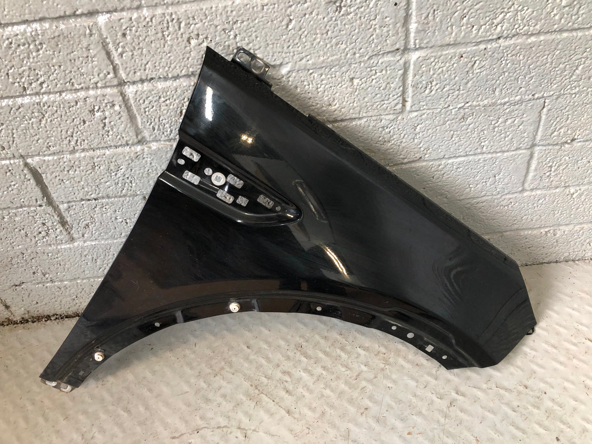 Discovery Sport Front Wing Off Side Front Santorini Black LRC 820 Land Rover