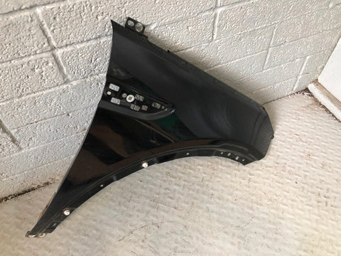Discovery Sport Front Wing Off Side Front Santorini Black LRC 820 Land Rover