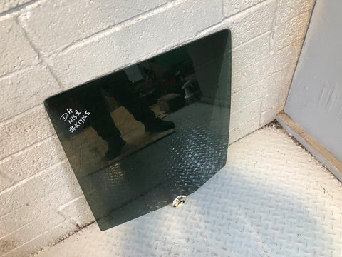 Discovery 4 Glass Rear Door Window Near Side Land Rover 2009 to 2016 Tinted