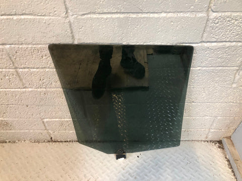 Discovery 4 Glass Rear Door Window Near Side Land Rover 2009 to 2016 Tinted