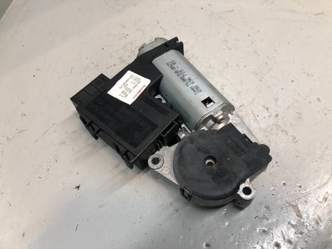 Range Rover L322 Electric Sunroof Motor 67 61 6 910 154 2002 to 2009
