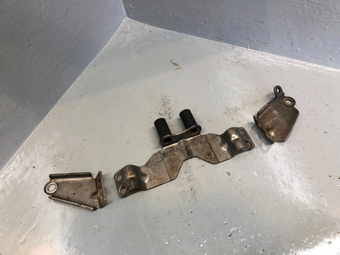 Jaguar XF Exhaust Crossover Link Pipe Bracket 3.0 TDV6 L320 6 Speed