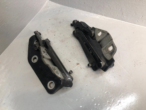 Discovery Sport Bonnet Hinges Pair Black L550 Land Rover 2014 to 2025
