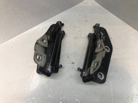 Discovery Sport Bonnet Hinges Pair Black L550 Land Rover 2014 to 2025