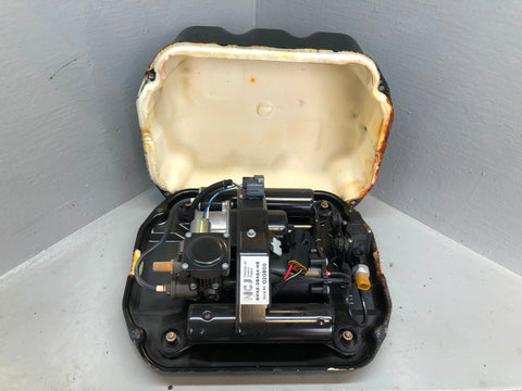 Range Rover L322 Air Suspension Compressor Pump Hitachi RQU500302 L24026