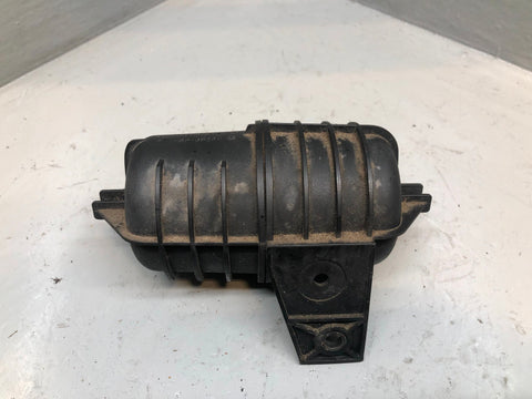 Range Rover L322 Turbo Vacuum Reservoir Accumulator 3.0 TD6 11.65-2 247 620
