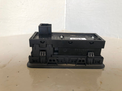 Range Rover L405 Upper Tailgate Powered Release Switch CPLA 11654 CA