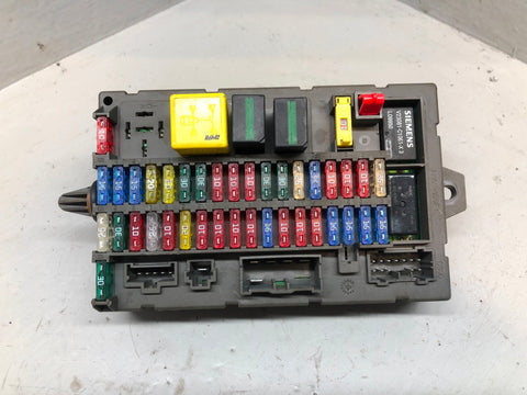 Discovery 2 Fuse Box Under Dash YQE003830 Land Rover 1998 to 2004