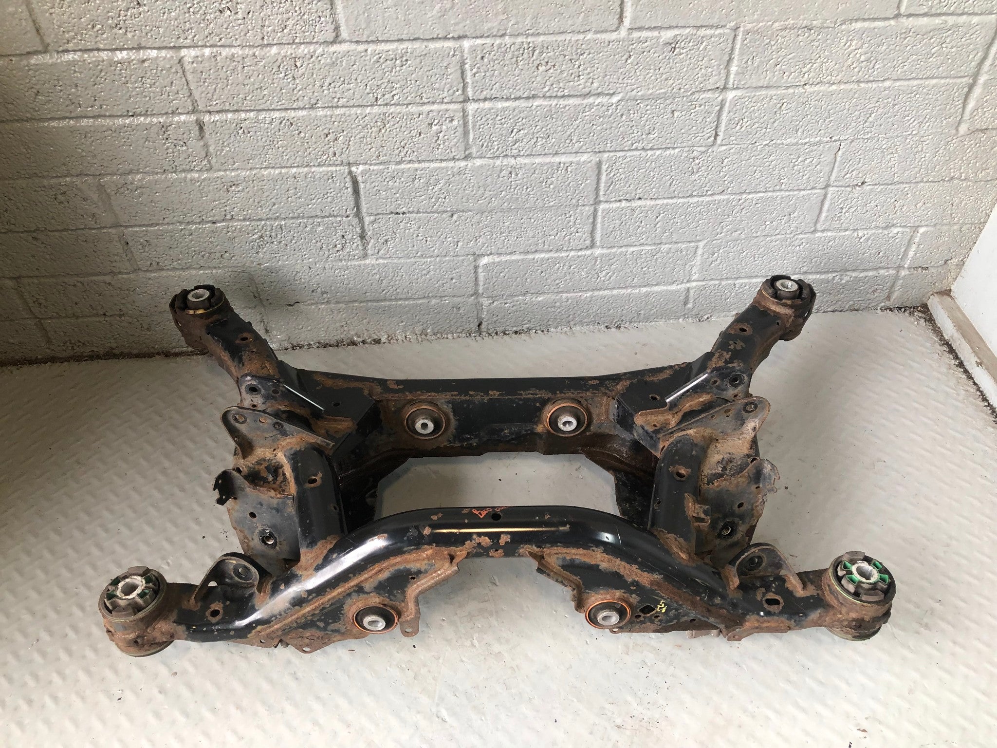 Range Rover L494 Rear Subframe Discovery Sport Rear Subframe Diff Carrier L550 Land Rover 2014 to 201 ...