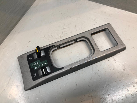 Range Rover L322 Hill Descent FJV000255LYU Terrain Panel 2002 to 2006 L16125