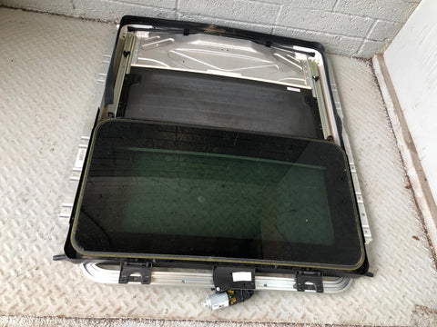 Range Rover L322 Sunroof Glass Cartridge Frame Assembly 2009 to 2012 L24026