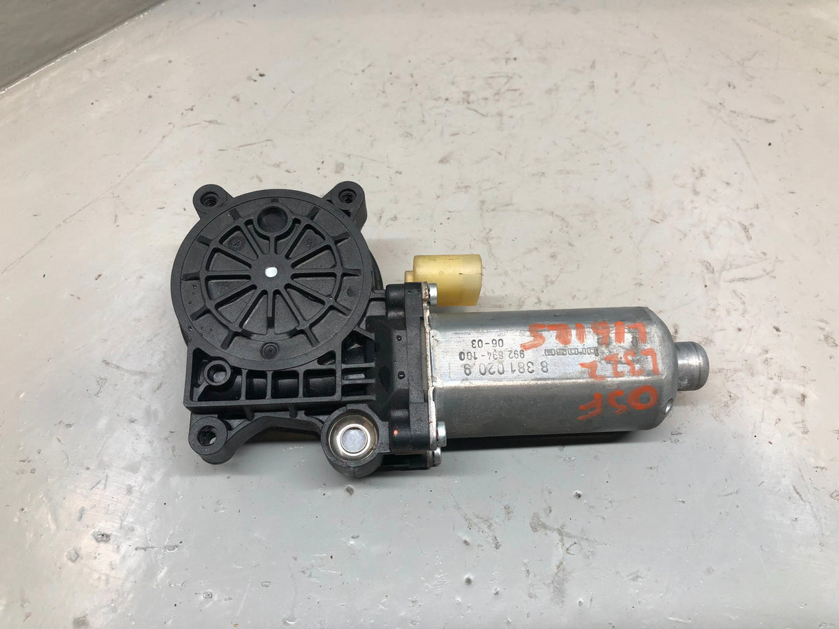 Range Rover Window Motor Off Side Front L322 Drivers 8 381 020 9 2002 to 2009