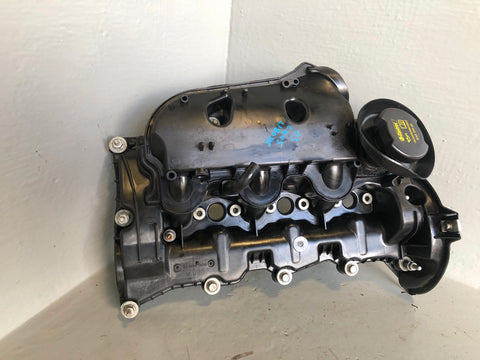 Range Rover L405 Rocker Cover Inlet Manifold Right 3.0 TDV6 2013 to 2015