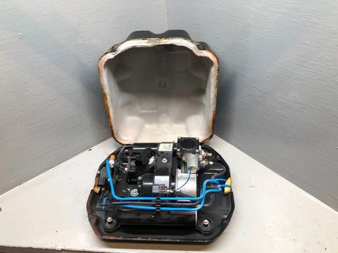 Range Rover L322 Air Suspension Compressor Pump Hitachi RQU500302 L16125