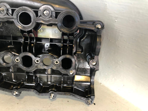 Range Rover L405 Rocker Cover Inlet Manifold Right 3.0 TDV6 2013 to 2015