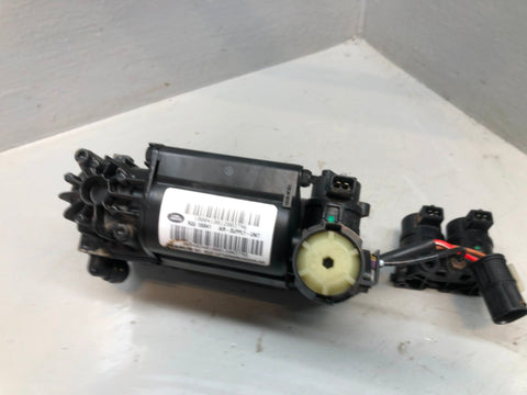 Discovery 2 Air Suspension Compressor Wabco RQG100041 Land Rover 1998 to 2004