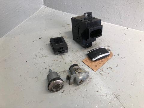 Jaguar XF Ignition Barrel with Key Door Lock Land Rover 2008 to 2015 L24036