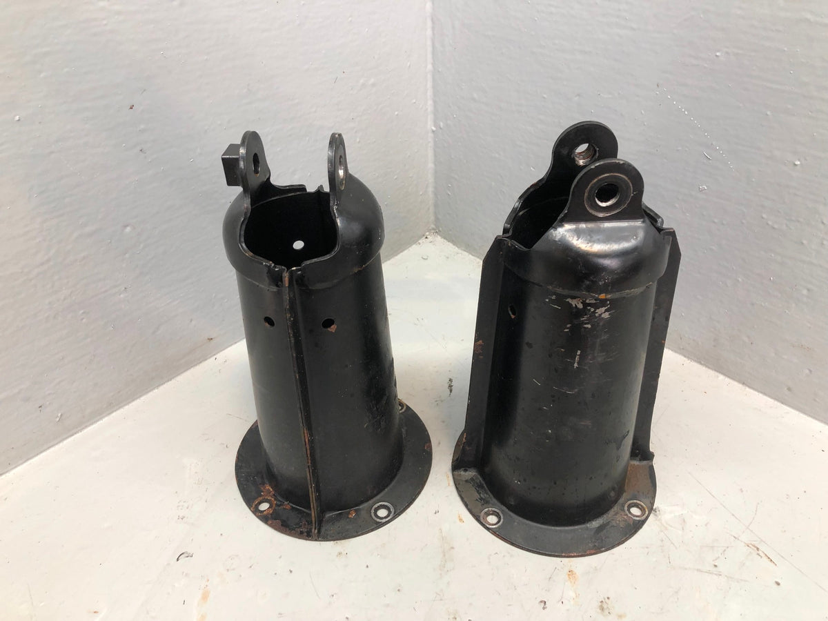 Discovery 2 Front Shock Turrets Pair KVU101051 Land Rover 1998 to 2004