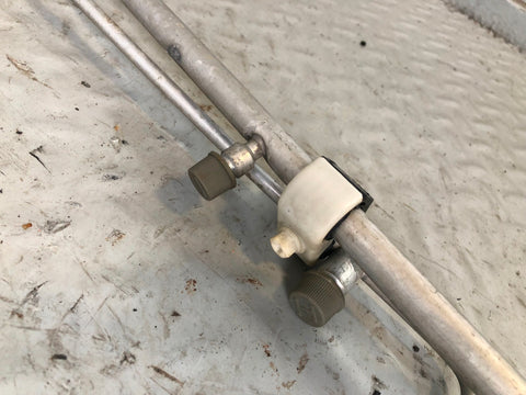 Discovery 2 Air Con Conditioning Bulkhead Pipe 2.5 TD5 Land Rover 1998 to 2004